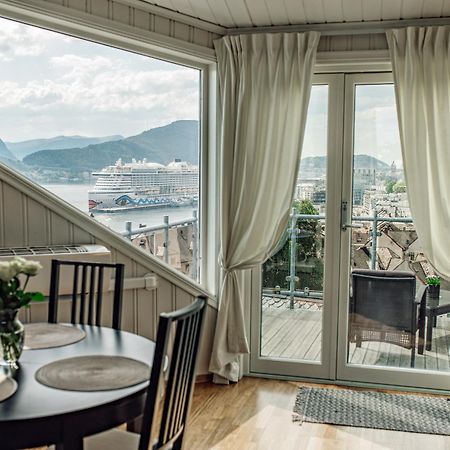 Panorama Apartment With 360 View Of The City Alesund Exterior photo