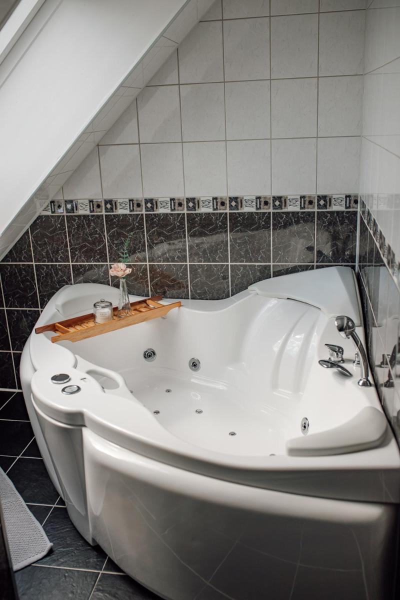 Panorama Apartment With 360 View Of The City Alesund Exterior photo